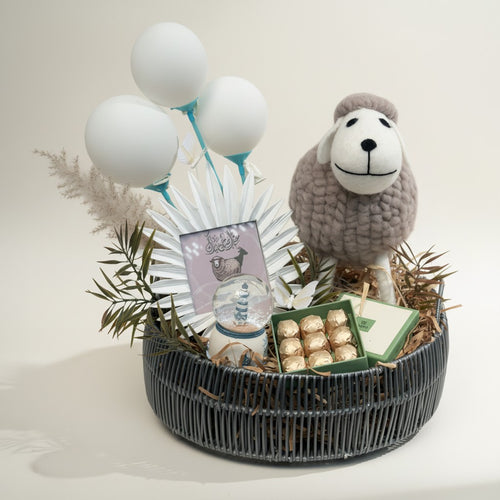 Eid Whisper Luxe Hamper Basket luxury flowers DELIVERY TO Cairo AND Egypt