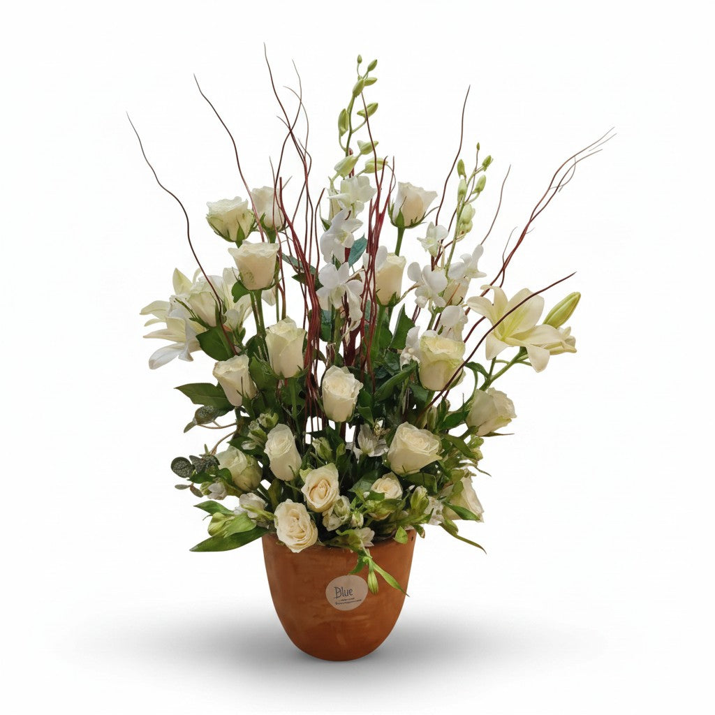 Ivory Serenity Flowers bouquet luxury flowers DELIVERY TO Cairo AND Egypt