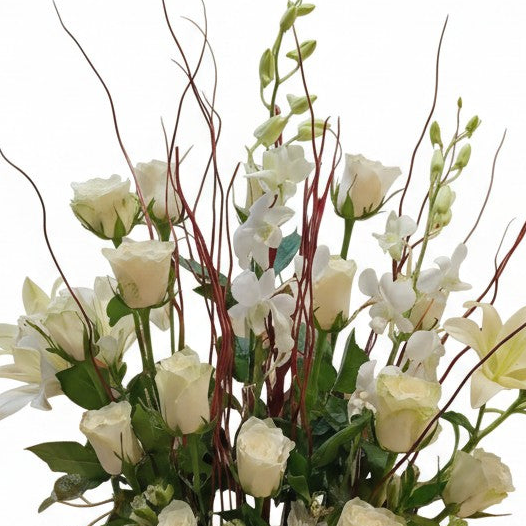 Ivory Serenity Flowers bouquet luxury flowers DELIVERY TO Cairo AND Egypt