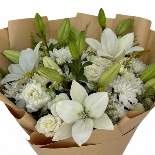 Ivory Whisper Hand Bouquet luxury flowers DELIVERY TO Cairo AND Egypt