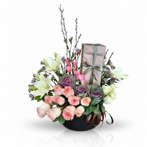 Bloom & Gift Elegance Flowers bouquet luxury flowers DELIVERY TO Cairo AND Egypt