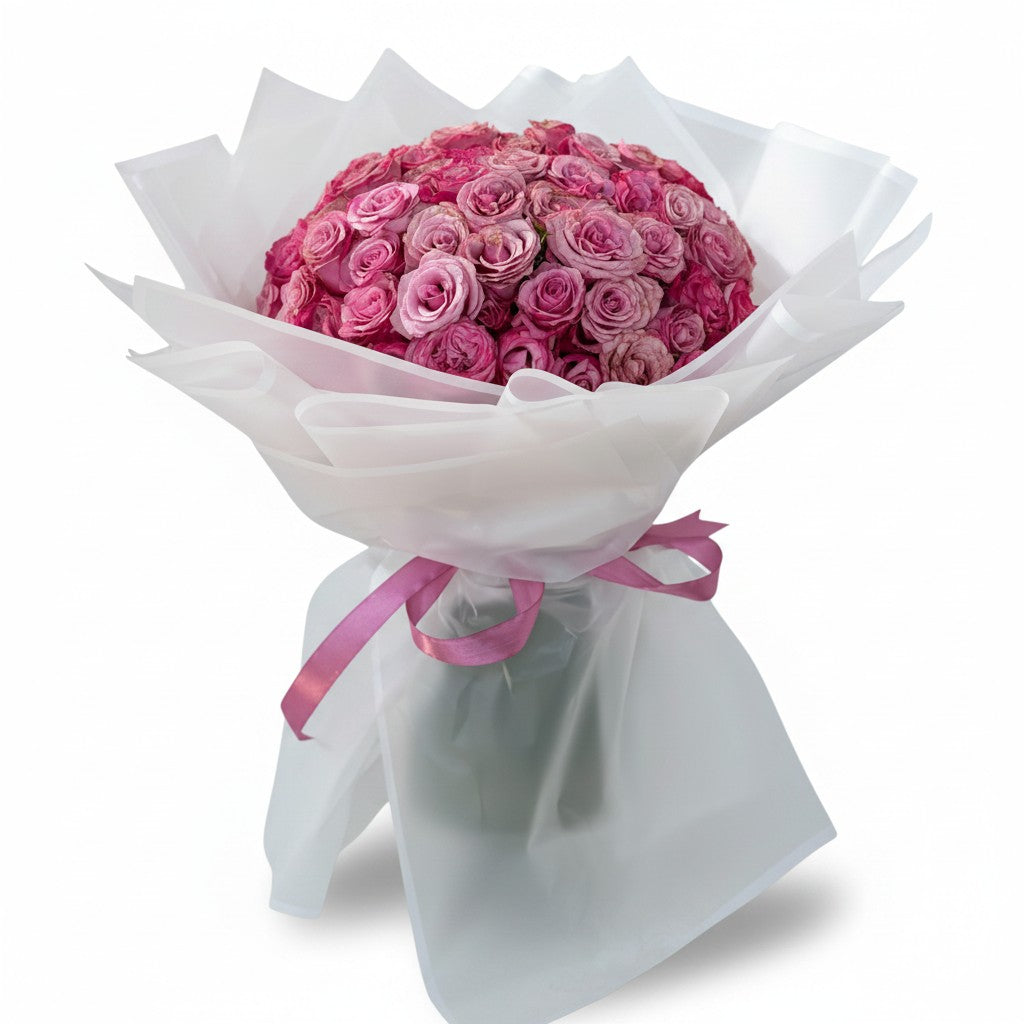 Rosabelle Cloud Hand Bouquet luxury flowers DELIVERY TO Cairo AND Egypt