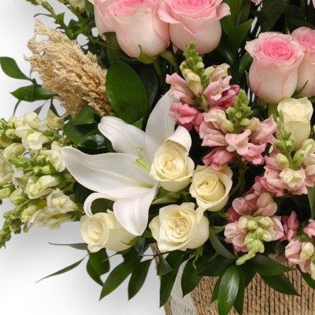 Rosé Royale luxury flowers DELIVERY TO Cairo AND Egypt