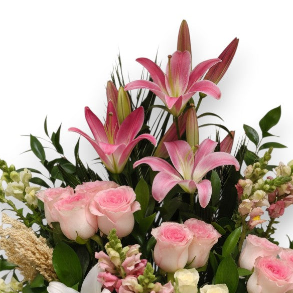 Rosé Royale luxury flowers DELIVERY TO Cairo AND Egypt