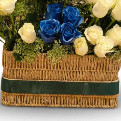 Sapphire Bloom Basket luxury flowers DELIVERY TO Cairo AND Egypt