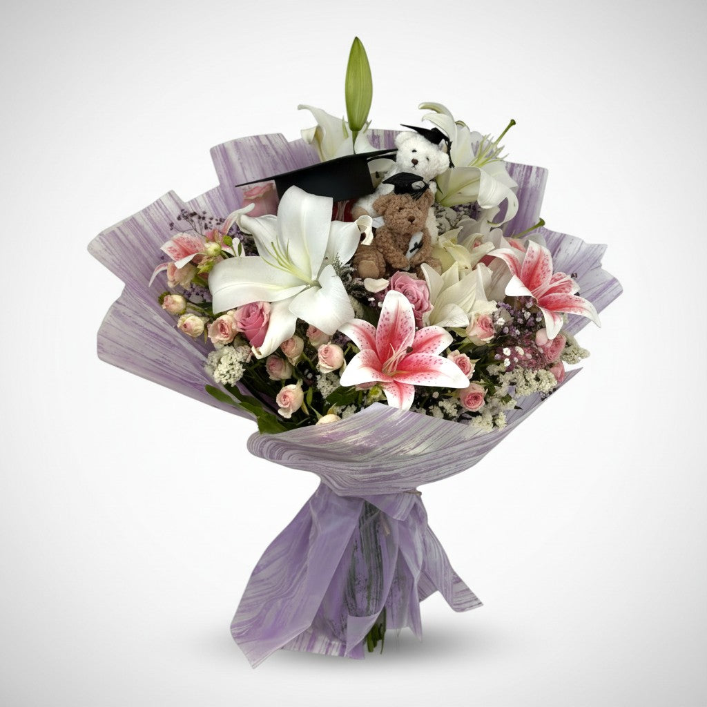 Summa Cum Laude Hand Bouquet luxury flowers DELIVERY TO Cairo AND Egypt