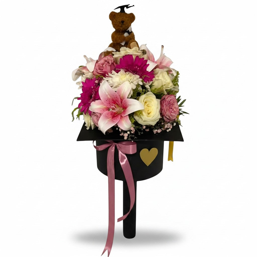 The Grand Encore Hand Bouquet luxury flowers DELIVERY TO Cairo AND Egypt