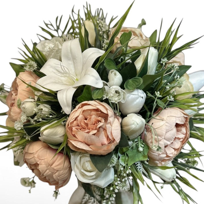 The Laureate Estate- Artificial Flowers Artificial Flowers luxury flowers DELIVERY TO Cairo AND Egypt