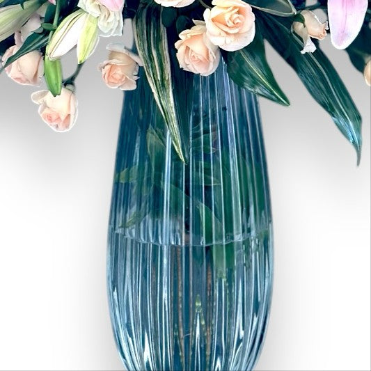 Peachy Promises Vase luxury flowers DELIVERY TO Cairo AND Egypt