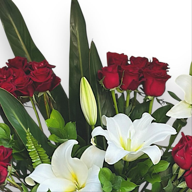 Ruby Reverie Flowers bouquet luxury flowers DELIVERY TO Cairo AND Egypt