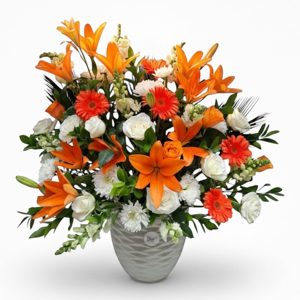 Amber Radiance Bloom Flowers bouquet luxury flowers DELIVERY TO Cairo AND Egypt