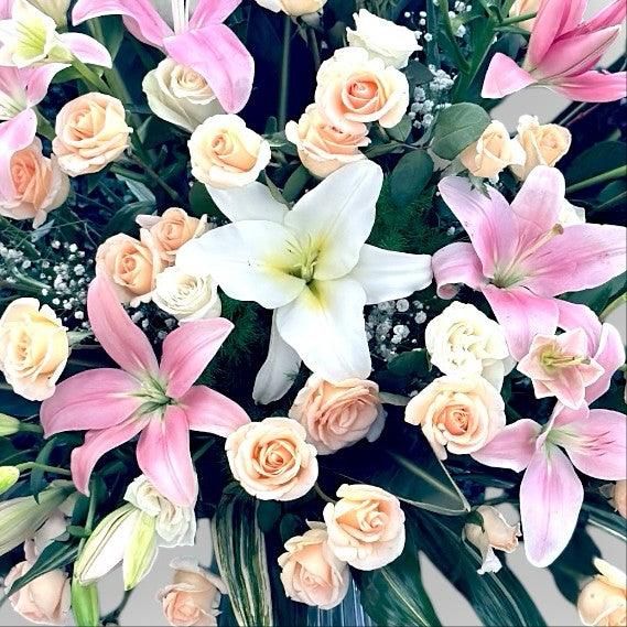 Peachy Promises Vase luxury flowers DELIVERY TO Cairo AND Egypt