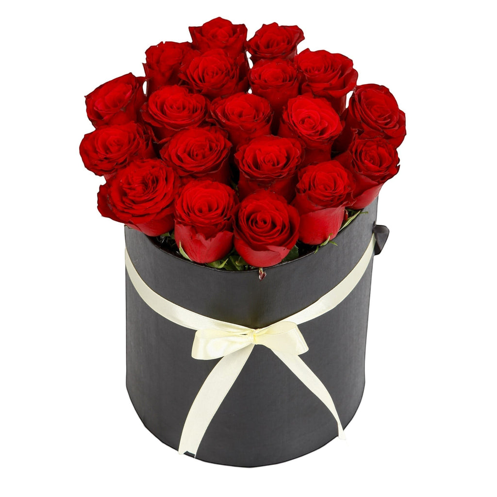 Magnificent Roses Red Box luxury flowers DELIVERY TO Cairo AND Egypt
