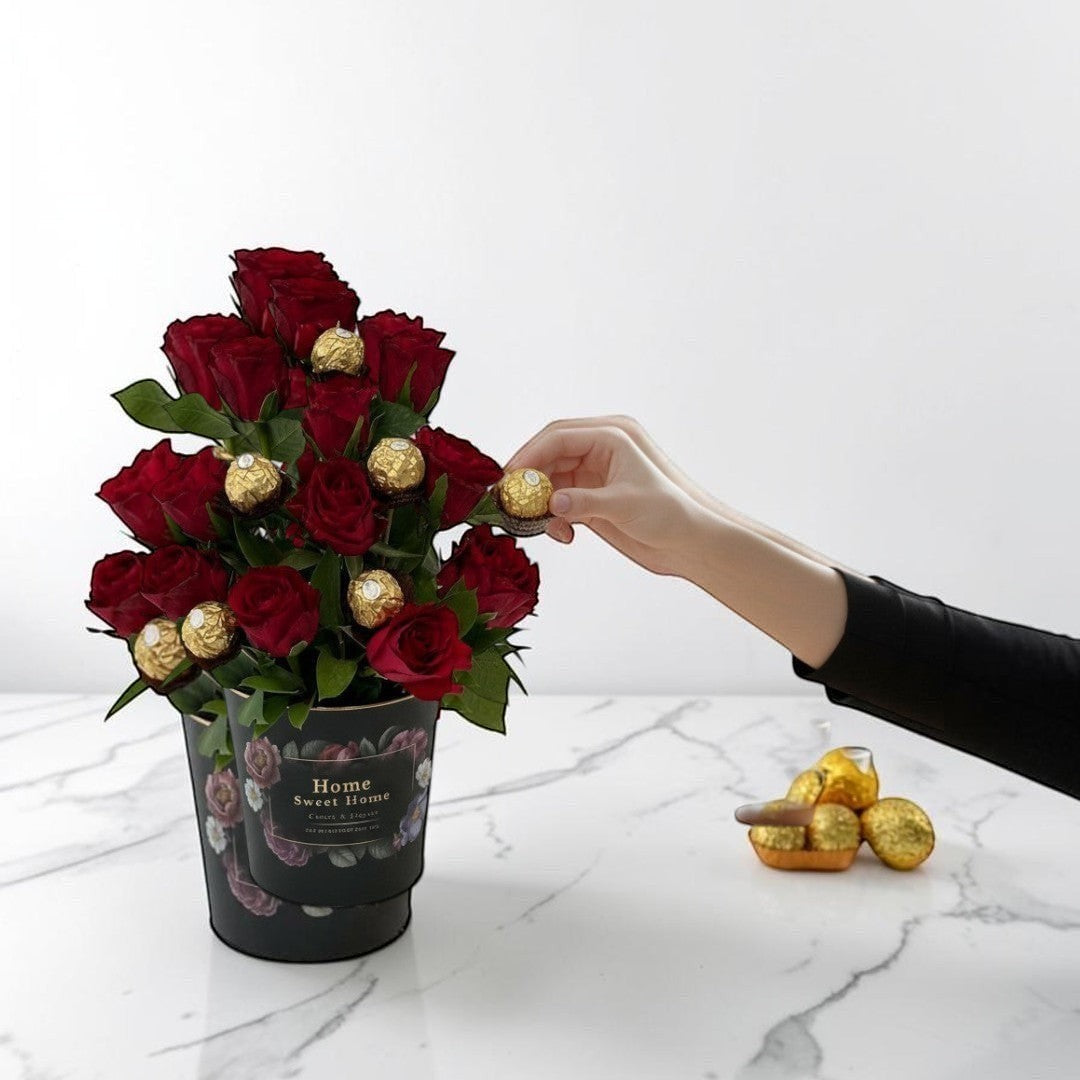 Golden Love Surprise luxury flowers DELIVERY TO Cairo AND Egypt