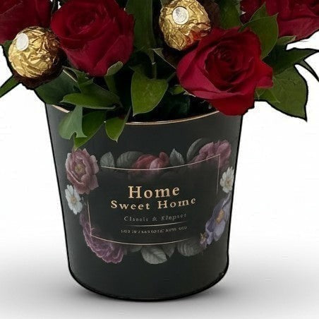 Golden Love Surprise luxury flowers DELIVERY TO Cairo AND Egypt