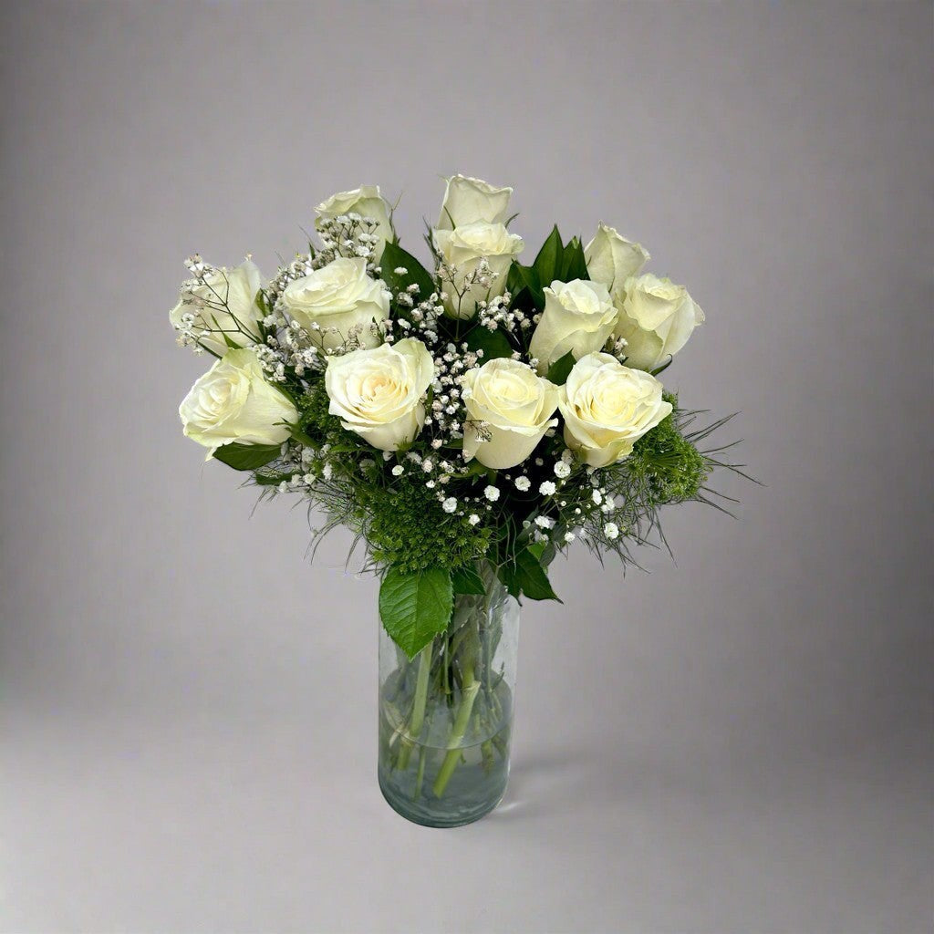 Ivory Elegance luxury flowers DELIVERY TO Cairo AND Egypt