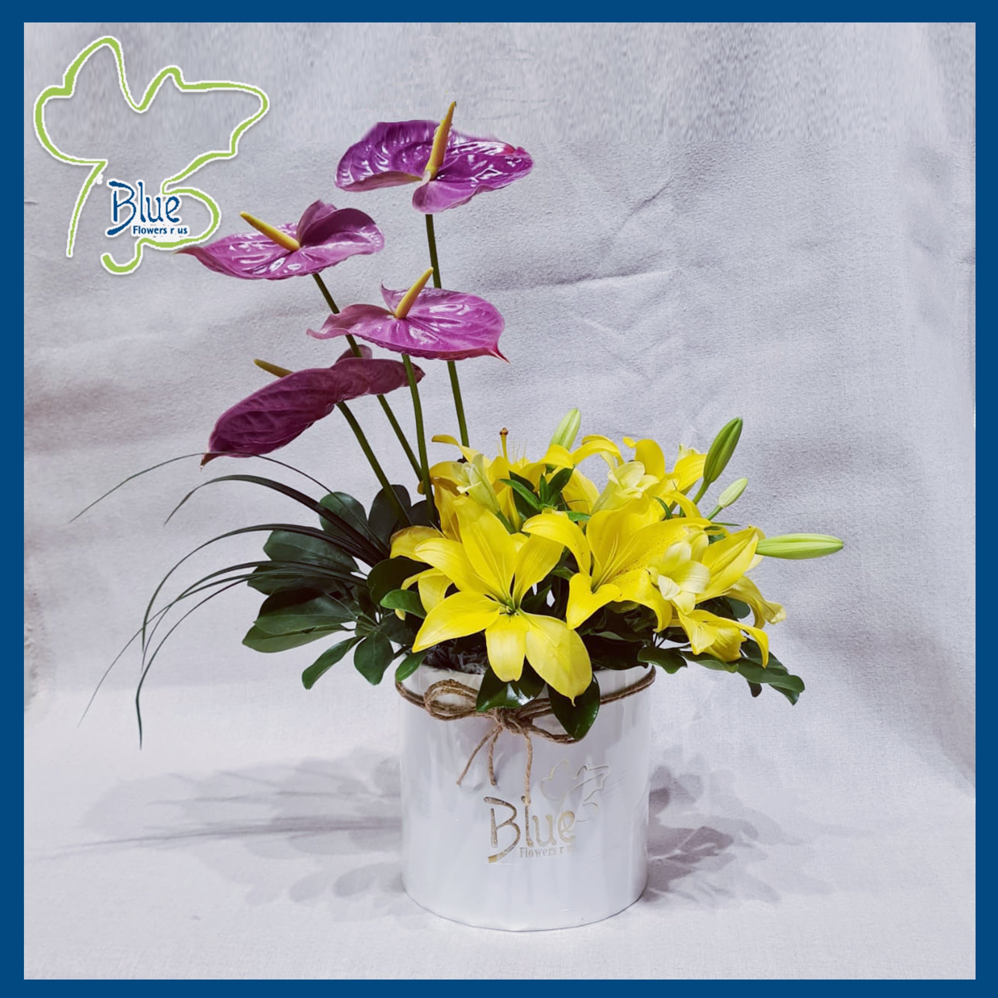 MD2021-31 Box luxury flowers DELIVERY TO Cairo AND Egypt