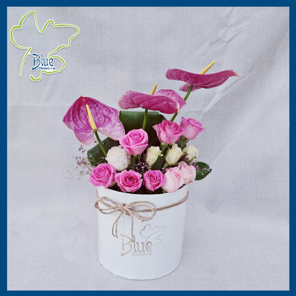 MD2021-37 Box luxury flowers DELIVERY TO Cairo AND Egypt